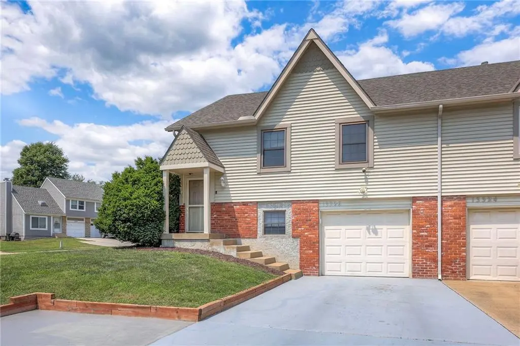 13326 W 109TH ST, Lenexa, KS 66210