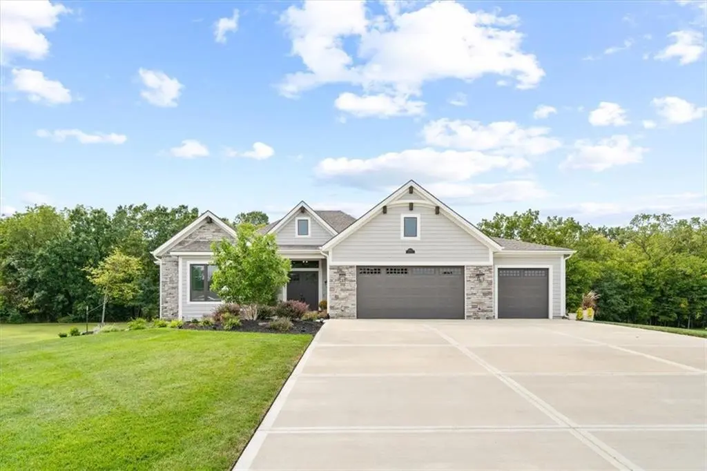 13020 Jacob LN, Kearney, MO 64060