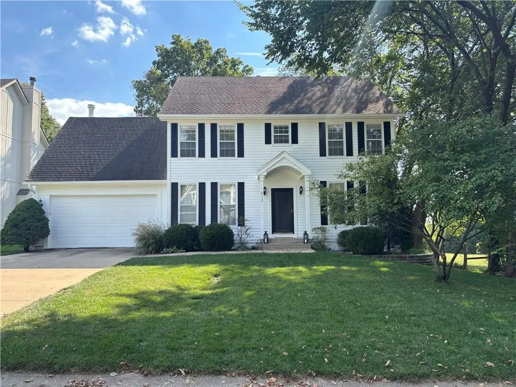 9117 W 125 TER, Overland Park, KS 66213