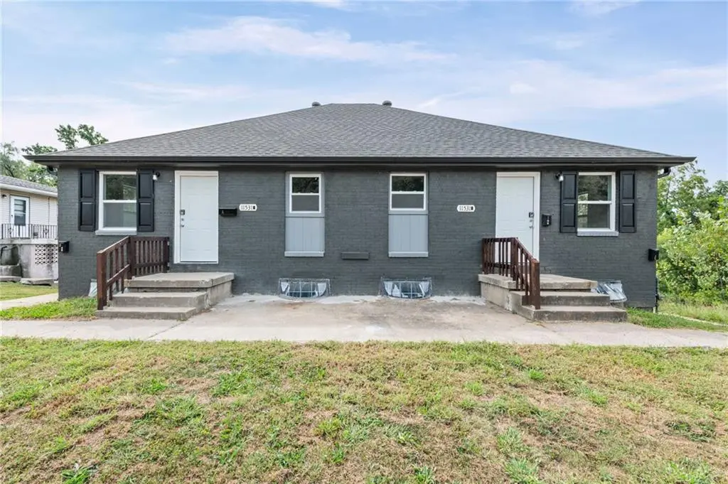 11531 E Lexington AVE, Sugar Creek, MO 64054