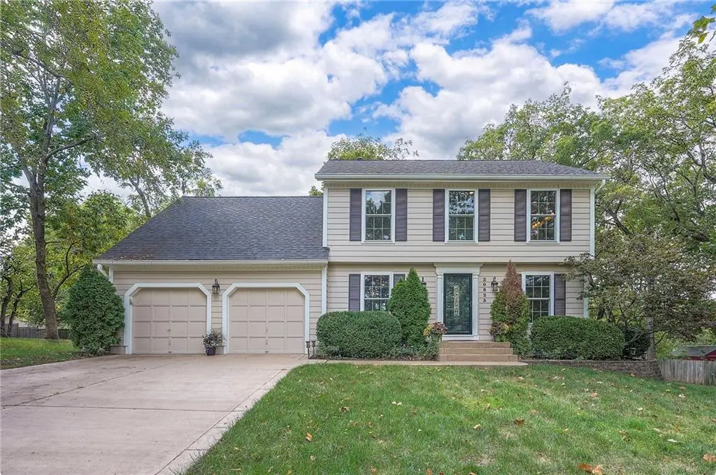 20823 W 45th TER, Shawnee, KS 66218