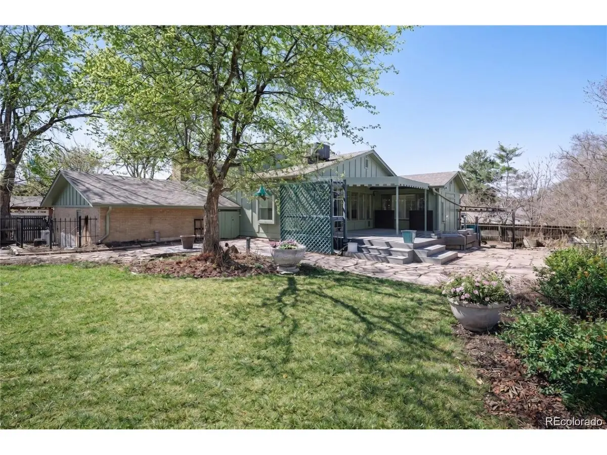 8095 E Lehigh, Denver, CO 80237