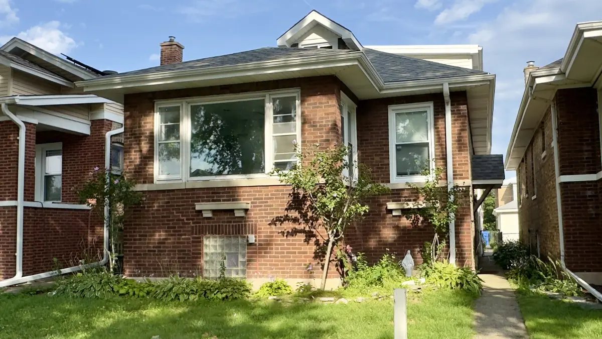 5137 N Menard AVE, Chicago, IL 60630