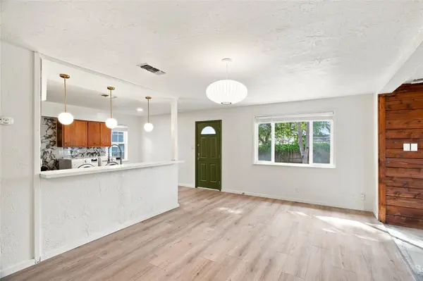 4606 S 2nd ST, Austin, TX 78745