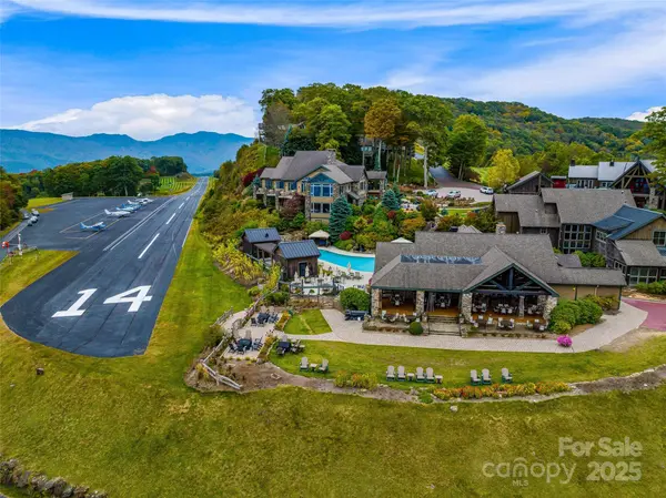 616 Old Growth Forest RD, Burnsville, NC 28714