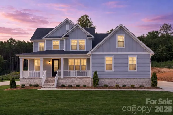 4251 Candlewood DR, Sherrills Ford, NC 28673