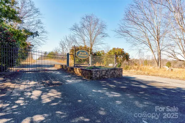 100 W Highland TER, Kings Mountain, NC 28086