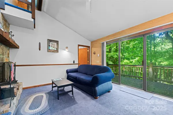 212 Saddle LN #29, Deep Gap, NC 28618