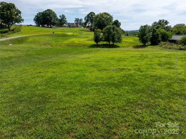 109 Double Knob RD #66, Mills River, NC 28759