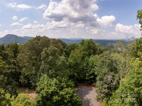 64 Arabella LN, Arden, NC 28704