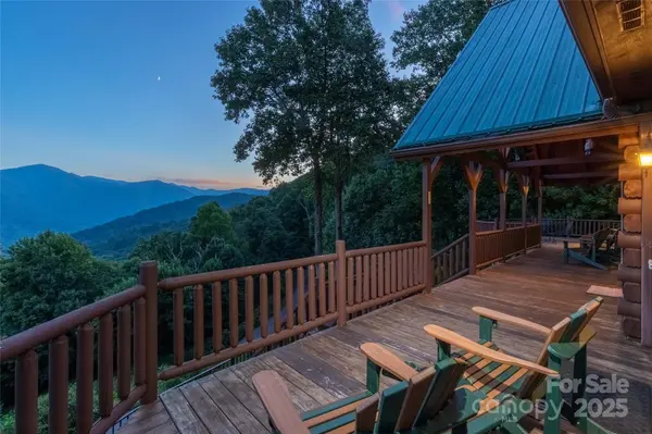 43 Stone Hill TRL, Maggie Valley, NC 28751