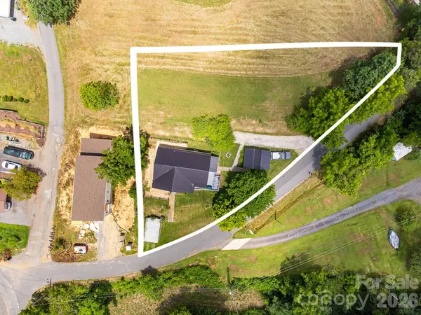 29 Ponder ST, Mars Hill, NC 28754