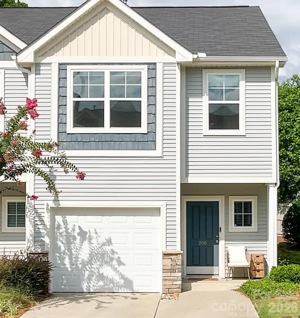 200 Button Willow ST, Taylors, SC 29687