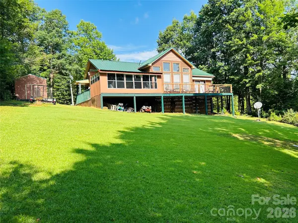 8799 Lisa TRL, Connelly Springs, NC 28612