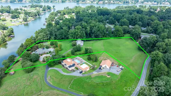 364 39th Avenue DR NW, Hickory, NC 28601