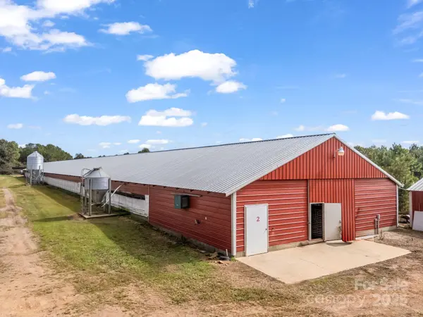 1449 Jersey LN, Connelly Springs, NC 28612