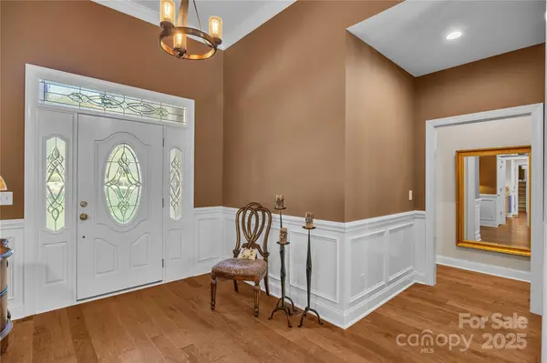 322 W Glenview DR, Salisbury, NC 28147