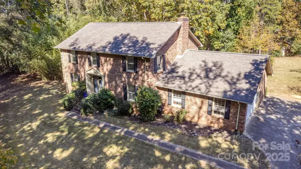 4529 Creemore DR, Charlotte, NC 28213