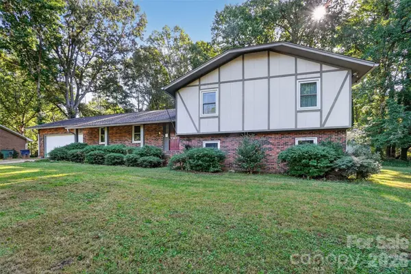 510 4th AVE NE, Conover, NC 28613