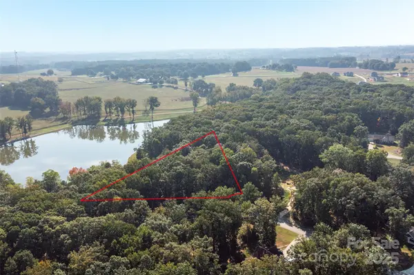 157 Poplar Leaf LN #10, Statesville, NC 28265
