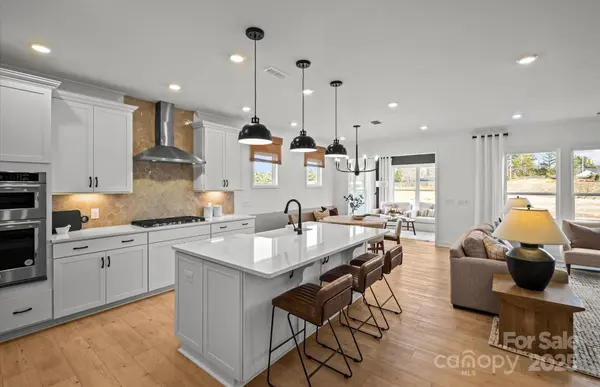 1552 Gossage LN NW, Concord, NC 28027