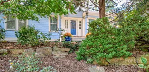 5 Camden AVE, Asheville, NC 28804