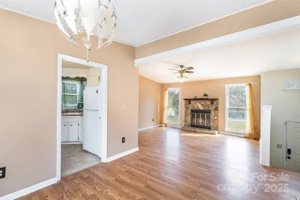 11031 Mallard Crossing DR, Charlotte, NC 28262