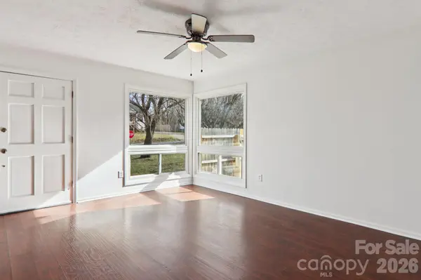 591 Blue Ridge RD, Black Mountain, NC 28711
