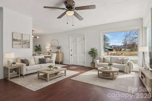 591 Blue Ridge RD, Black Mountain, NC 28711