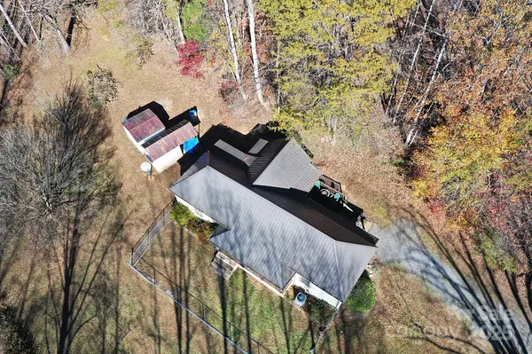478 Foxwood DR, Marion, NC 28752
