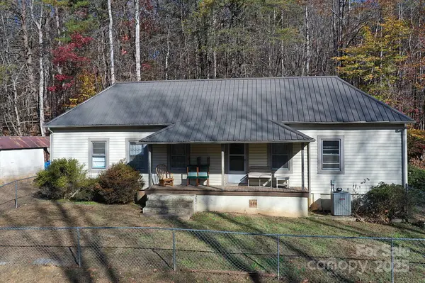 478 Foxwood DR, Marion, NC 28752