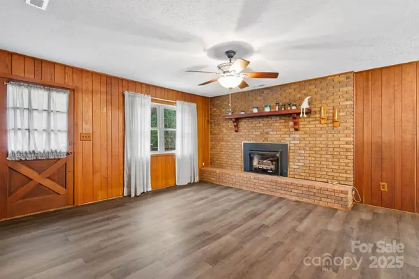100 Beech Valley Estate, Weaverville, NC 28787