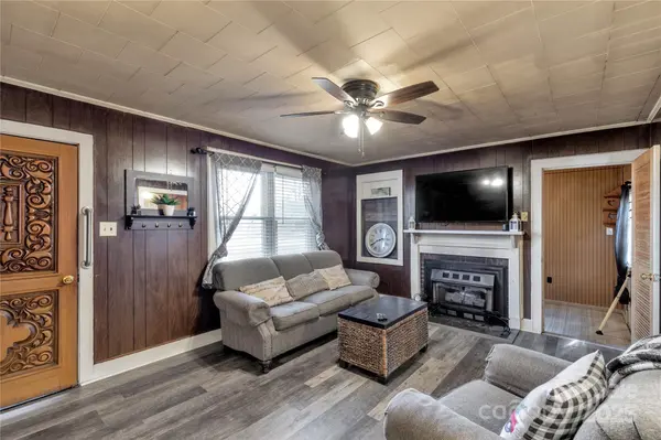 5793 Oak ST, Fort Lawn, SC 29714