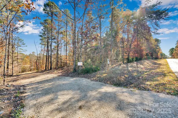 1470 Trotter CIR, Mount Pleasant, NC 28124
