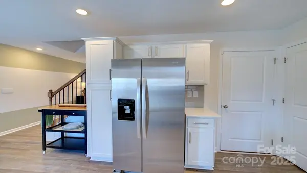 65 Cain Hollow WAY, Asheville, NC 28806