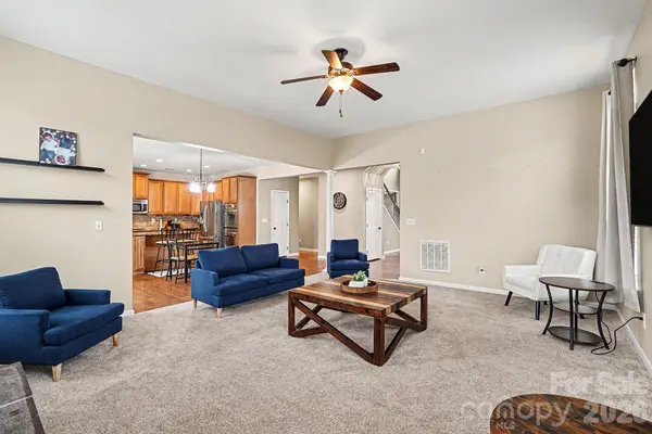 16121 Grassy Creek DR, Huntersville, NC 28078