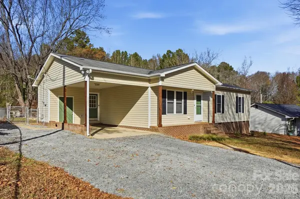 303 Ellenwood DR, Albemarle, NC 28001