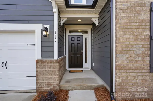 119 S Dunlavin WAY, Mooresville, NC 28115