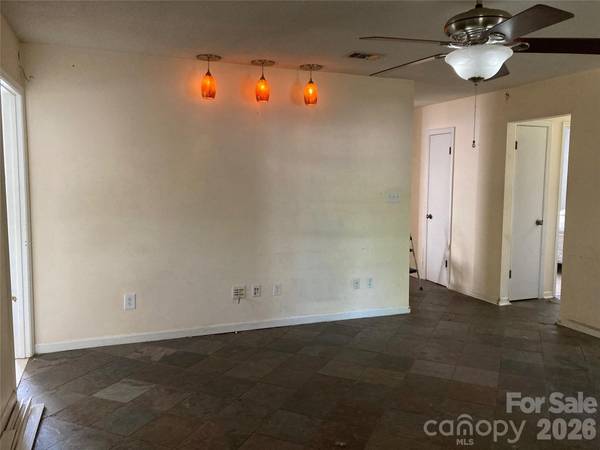 526 Hillcrest DR, North Augusta, SC 29841