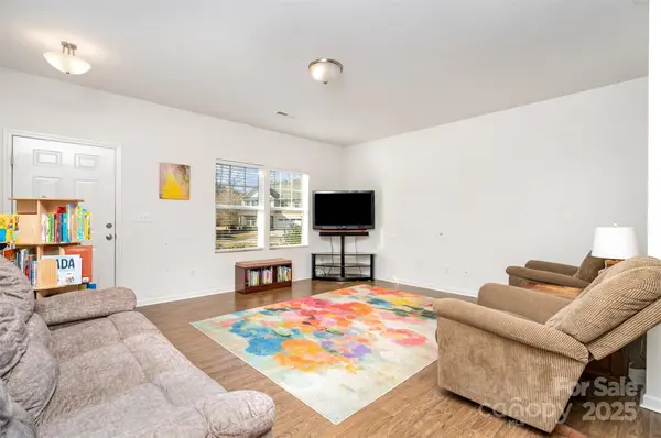 8009 Camden XING, Lowell, NC 28098