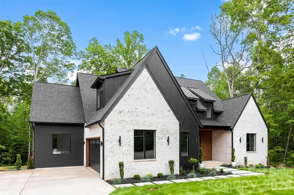 729 Amesbury DR, Mt Ulla, NC 28125