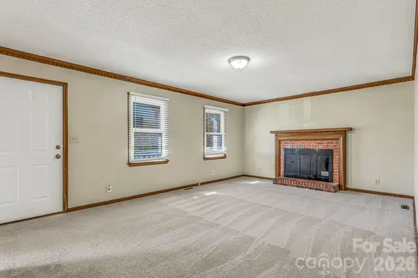1703 Crestview RD, Easley, SC 29642