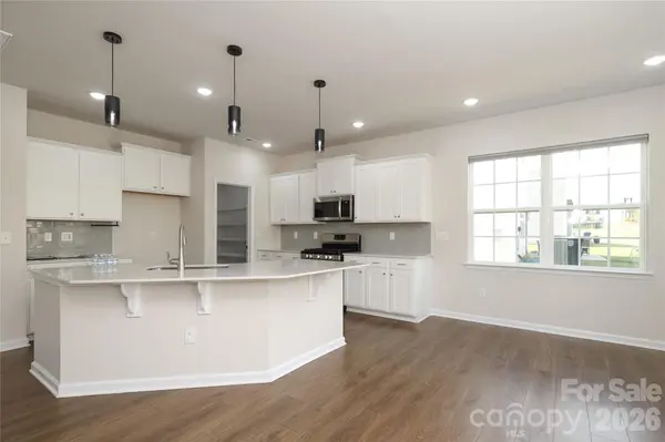 339 Kennerly Center DR, Mooresville, NC 28115