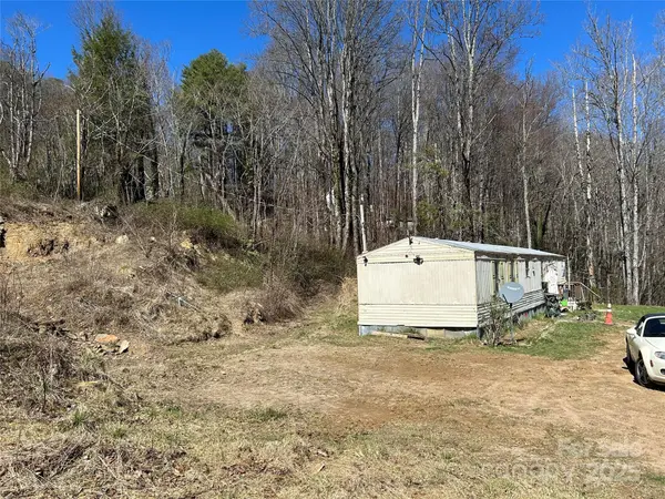 612 Heady Mountain Rd RD, Cashiers, NC 28717