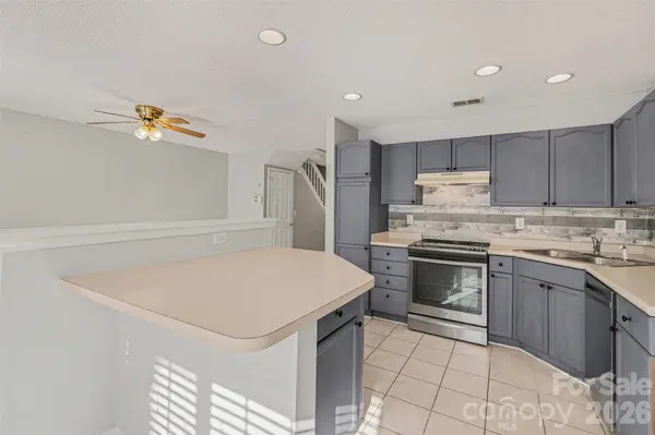 4557 Antelope LN, Charlotte, NC 28269