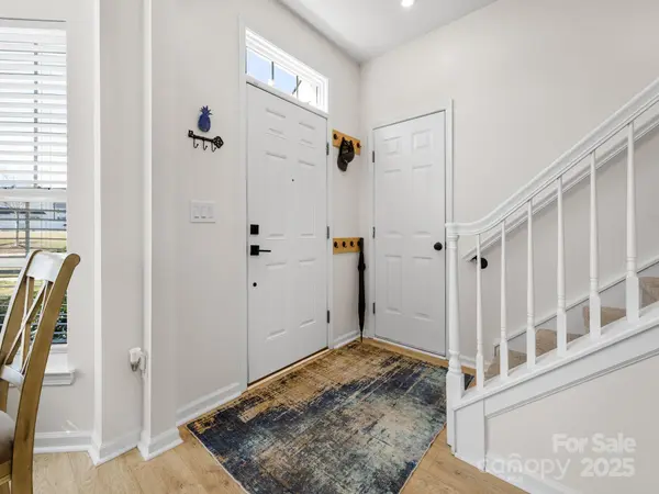 4022 Carl Parmer DR, Harrisburg, NC 28075