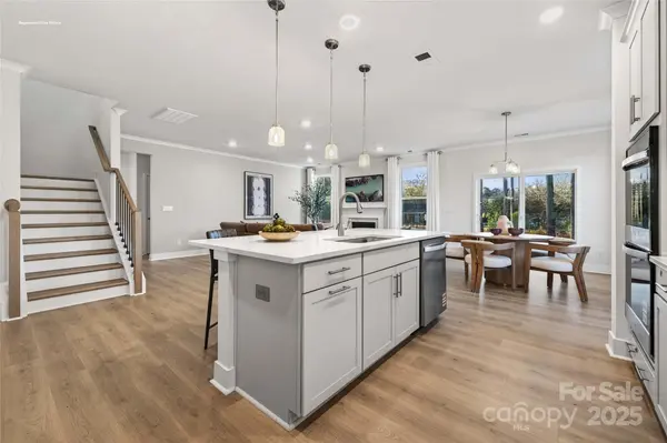 7211 Butternut Oak TER, Huntersville, NC 28078