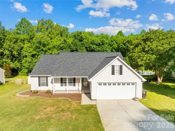 161 Bradford Glyn DR,  Mooresville,  NC 28115