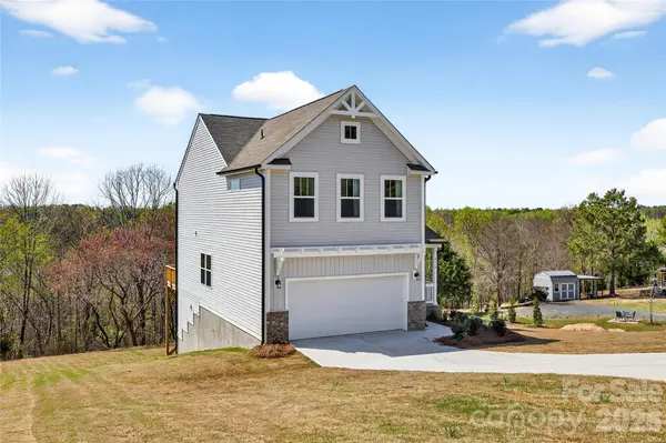 2410 Stonehaven DR #56, Albemarle, NC 28001