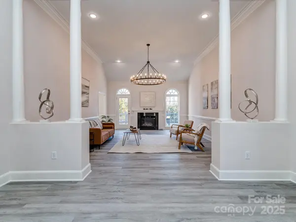 7852 Grimsby CIR, Harrisburg, NC 28075